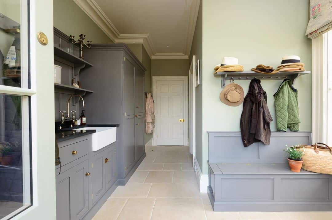custom mudroom cabinetry and design at mccabinet